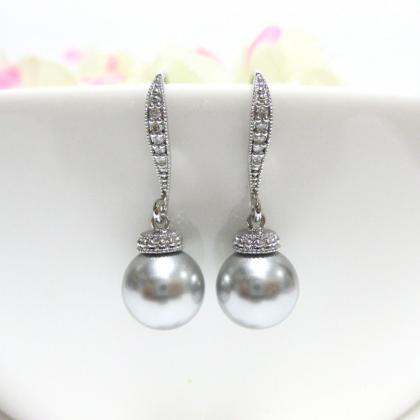Light Grey Pearl Earrings Bridal Pearl Earrings..