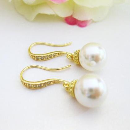 Bridal Pearl Earrings Wedding Pearl Earrings..