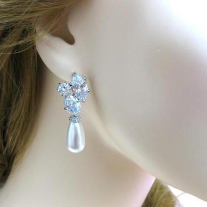 Bridal Teardrop Pearl Earrings Cubic Zirconia Stud..
