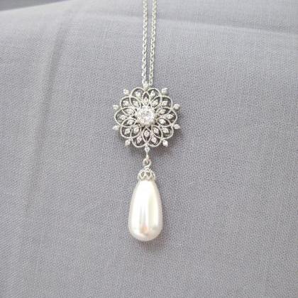 Wedding Pearl Necklace Vintage Wedding Necklace..