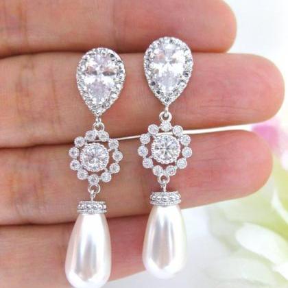Bridal Pearl Earrings Teardrop Pearl Earrings..