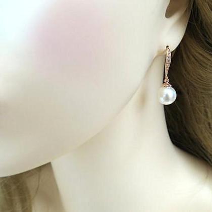 Bridal Pearl Earrings Swarovski 10mm Round Pearl..