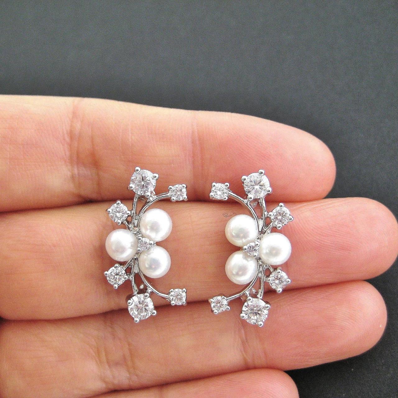 Bridal Pearl Earrings White Freshwater Pearl Wedding Jewelry Cubic Zirconia Multi-stone Earrings Silver Stud Earrings Bridesmaids Gift(e002)