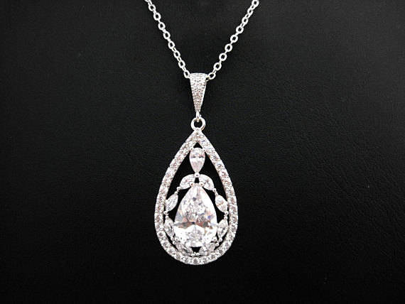 Bridal Crystal Necklace Wedding Jewelry Cubic Zirconia Teardrop Necklace Chandelier Necklace Bridesmaid Gift (n065)
