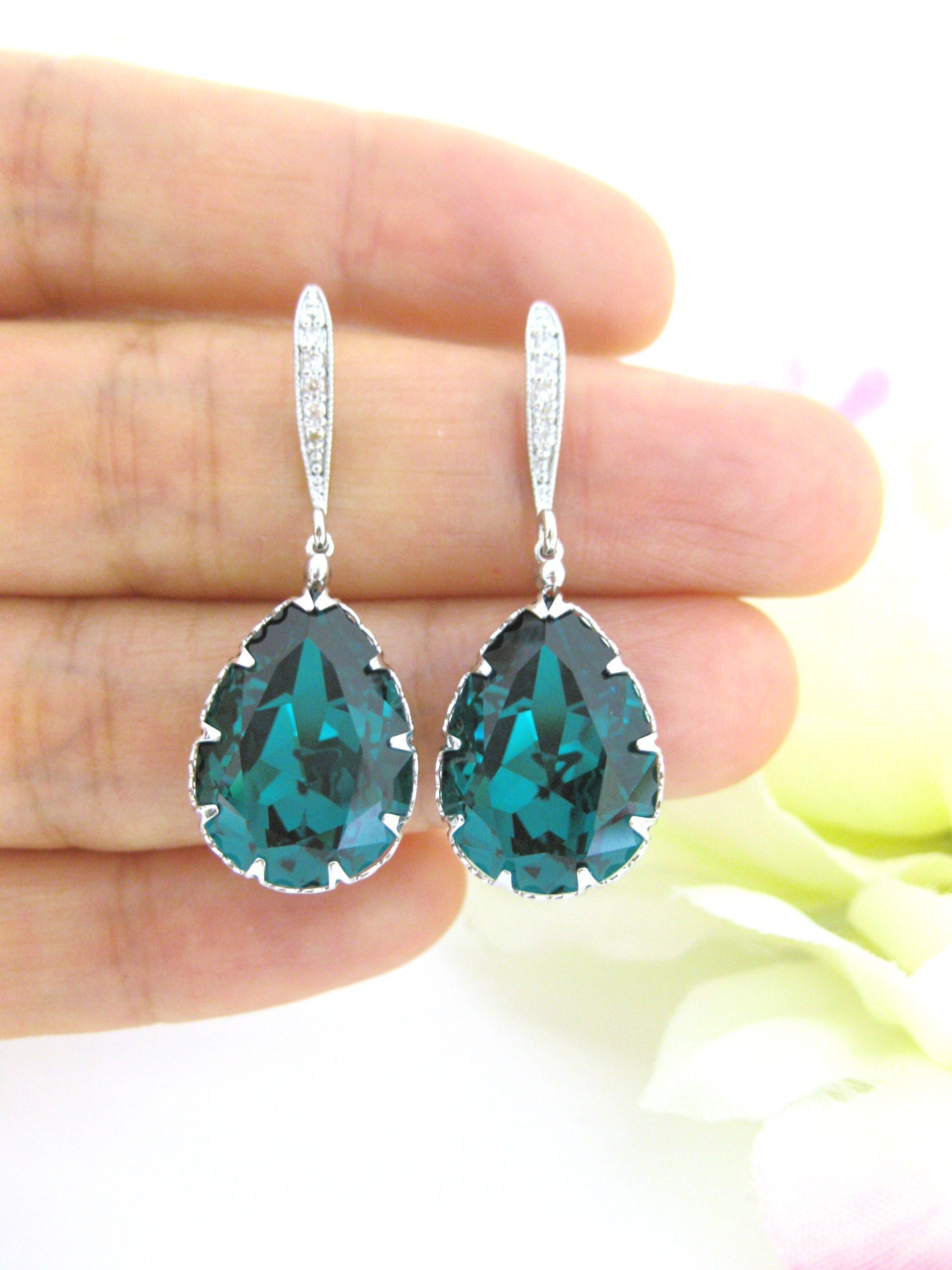 Emerald Green Earrings Swarovski Crystal Teardrop Earrings Wedding Jewelry Bridal Earrings Bridesmaid Gift Drop Earrings (e135)