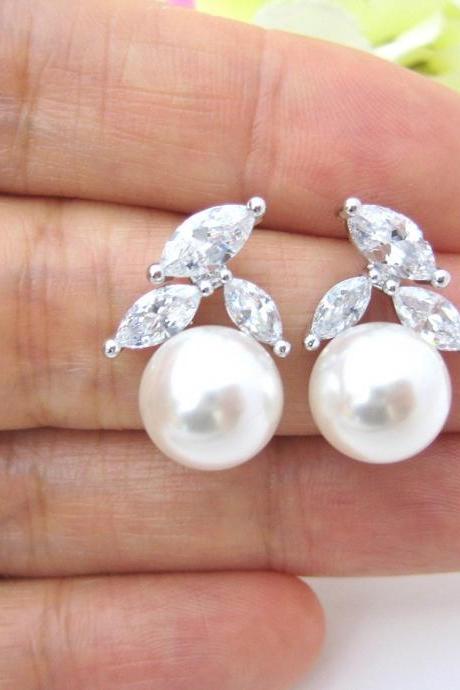 Bridal Pearl Earrings Wedding Jewelry Cubic Zirconia Stud Earrings Swarovski 10mm Pearl Bridesmaids Gift Crystal Stud Earrings (E200)
