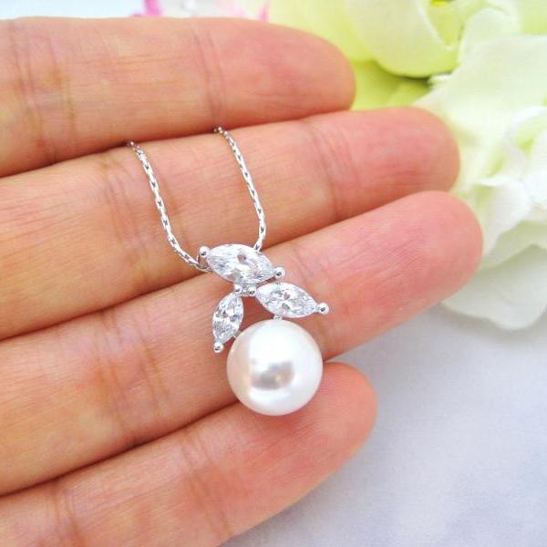 Pearl Necklace Lux Cubic Zirconia Necklace Swarovski Crystal 10mm Round Pearl Wedding Jewelry Bridesmaids Gift Wedding Pendant (E019)