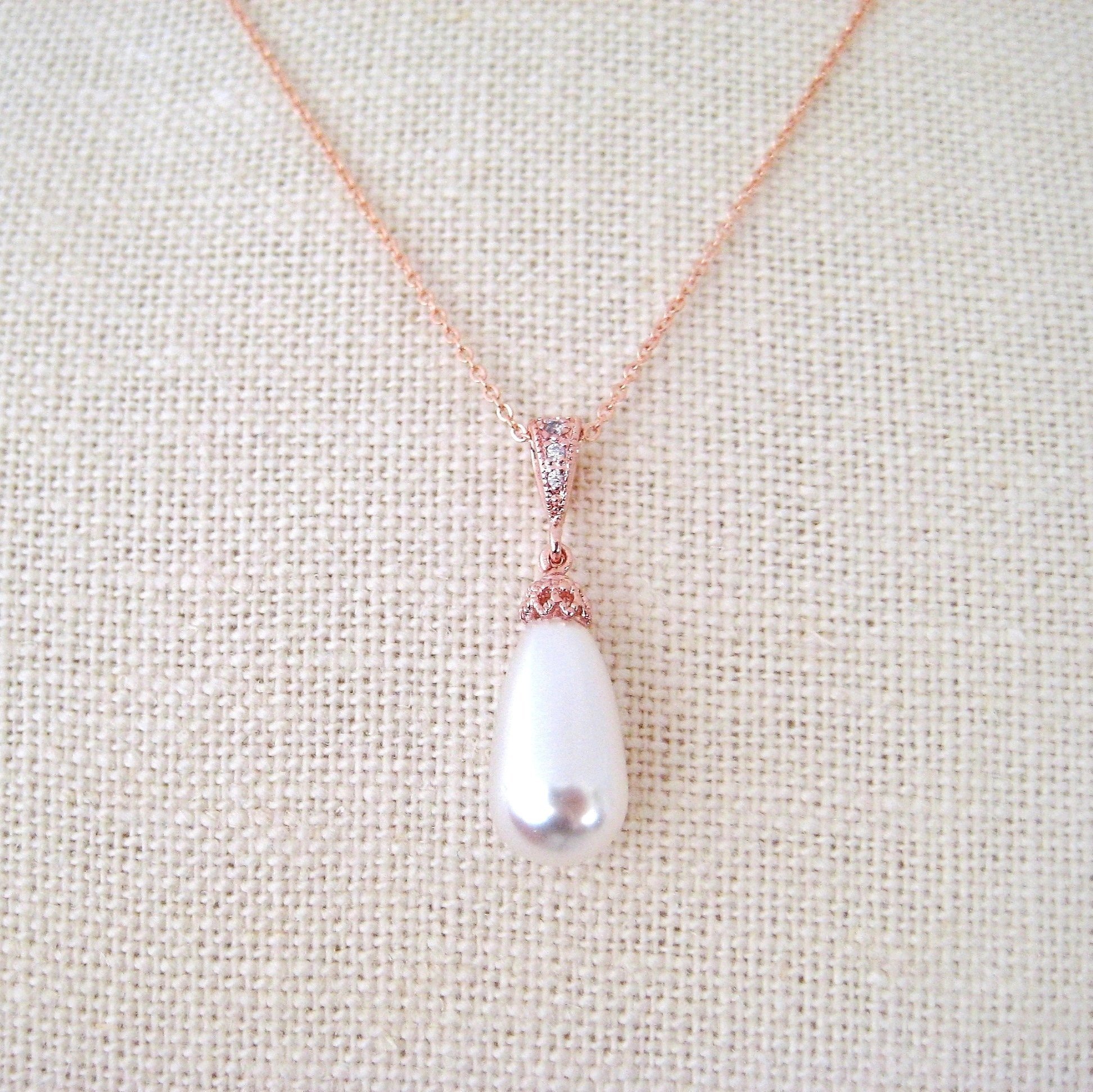teardrop pearl necklace